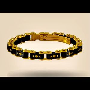 Bicycle chain bracelet gold plated
